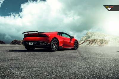 【耀天國際】Lamborghini LP610 LP580 V2款 抽真空 碳纖維 尾翼