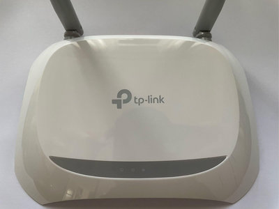 二手 近全新TP-Link TL-WR840N 300Mbps wifi分享器 無線網路分享器 路由器 小套房小家庭適用