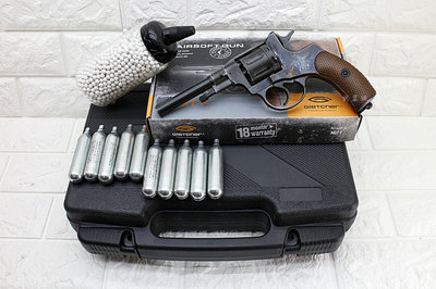 台南 武星級 WG NAGANT 4吋 右輪 CO2槍 黑 + CO2小鋼瓶 + 奶瓶 + 槍盒( BB槍IPSC甘納