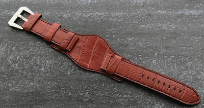 Banda出品panerai小沛的新衣 bund watch strap飛行軍錶風格24mm皮底皮面錶帶鱷魚皮紋(棕)