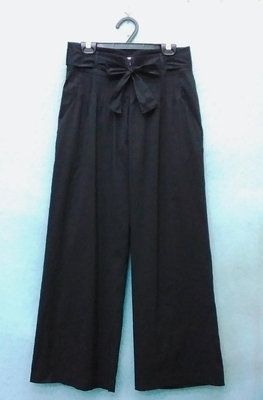 保加利亞製 歐美品牌 Cotelac 漂亮黑色輕薄彈力純棉褲裙 63%棉 1號
