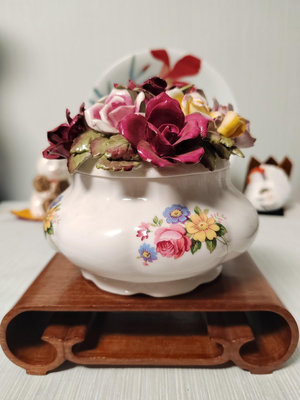 x日本回流 sango骨瓷Magna限量系列 瓷花 蓋罐 擺件