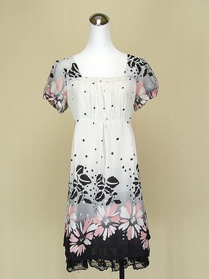 貞新二手衣 MAYUKI 東京著衣 粉紅花朵羅馬領短袖蕾絲緞面洋裝F號(56088)