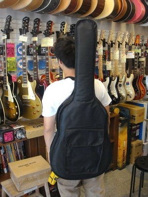【現代樂器】 高密度厚鋪棉雙肩尼龍材質 41吋 民謠吉他袋 古典吉他袋 可雙肩背