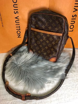 Sold out‼️Louis Vuitton LV vintage 日自包 記者包 側背包