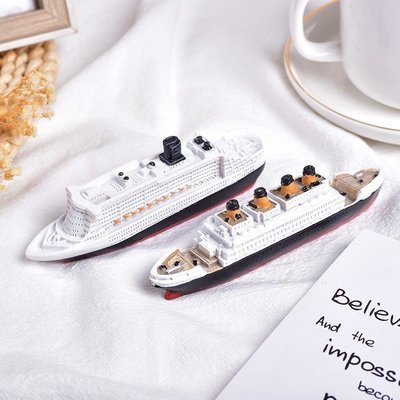 新款泰坦尼克號模型多層郵輪旅游船造型家居創意擺件地中海樹脂船
