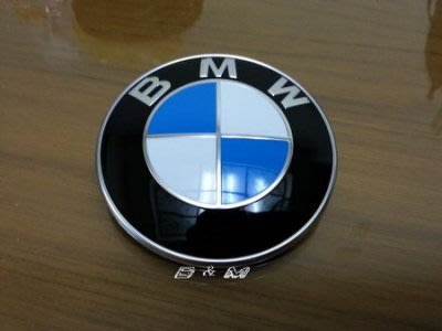 (B&amp;M 原廠精品）現貨 全新BMW 德訂進口 正原廠圓型標誌 前標 引擎蓋標誌 廠徽 E36 E46 E90 E92 E39 E60 E61 E70 E91