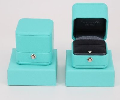 Suki~ 全新款 Tiffany 天藍色款 黑色內裡套裝 戒指盒 手提袋