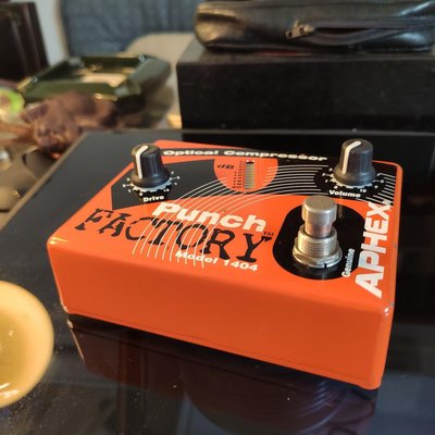 Aphex punch factory 1404 optical compressor guitar bass effect pedal壓縮效果器吉他貝斯麥克風