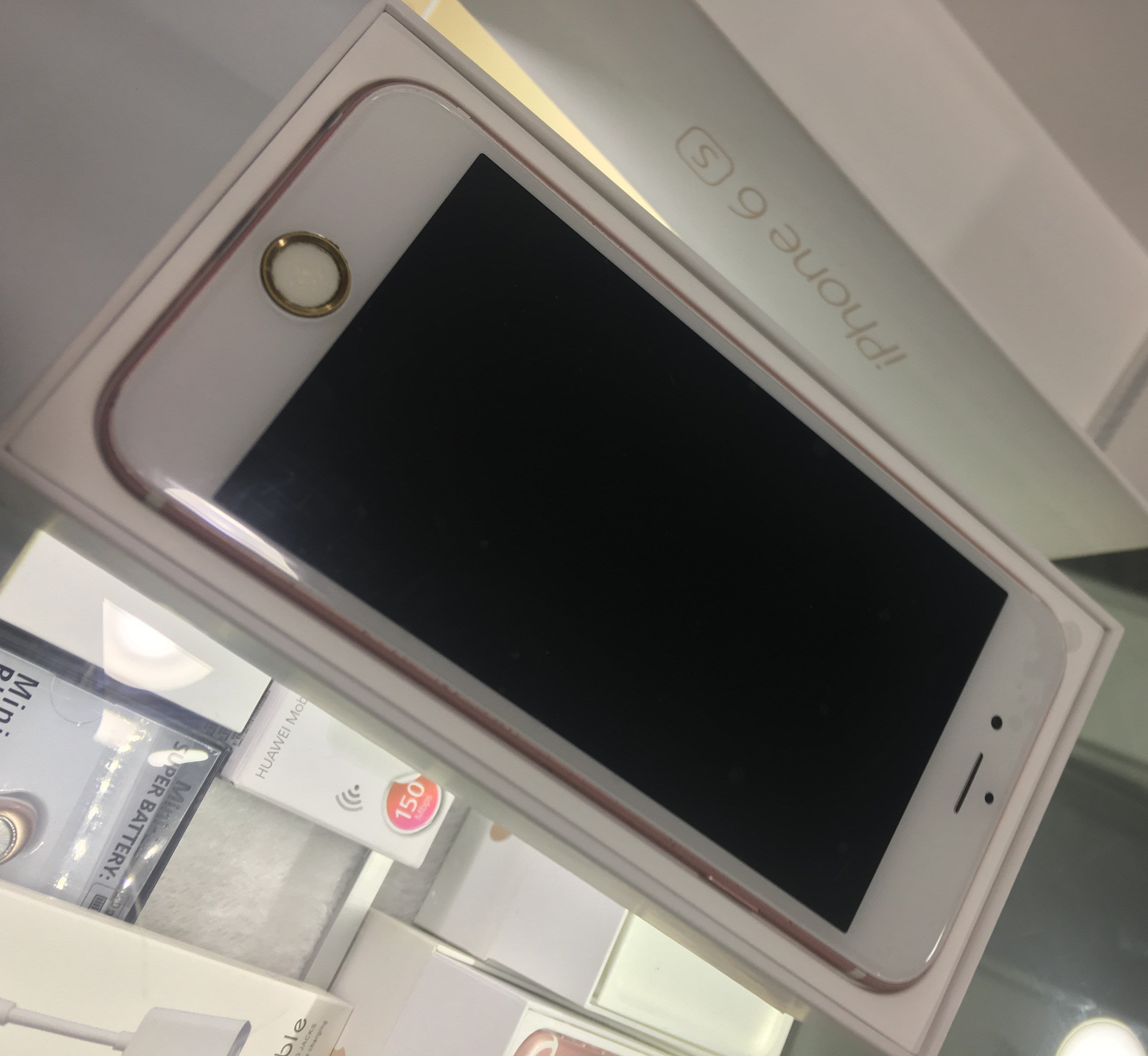 最殺小舖 女用中古一手iphone6s 64g 粉玫瑰金小傷機況好另有i6 I6p I6sp Yahoo奇摩拍賣