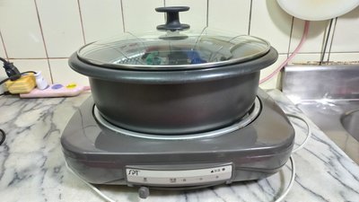 【S P T 】尚朋堂 4.8 L 電火鍋 ( ST-482BT ) 多功能料理鍋 功能正常的喔 !