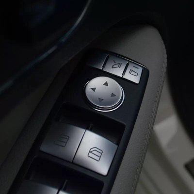 賓士 Benz 按鍵貼 金屬薄殼 門窗 按鈕 W204 C200 C250 C300 C63 W212 E200