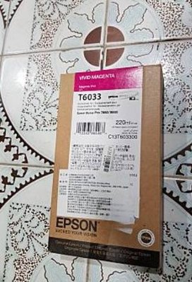 22年4 EPSON T6033 原廠靚紅色墨水220ml FOR 7880/9880繪圖機