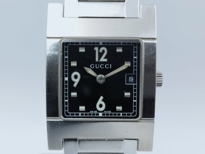 【發條盒子H7700】GUCCI 古馳 方型黑面 不銹鋼石英 經典女錶