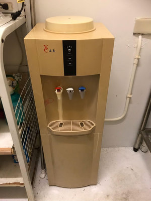 友長冰溫熱開飲機連濾水器出售 性能正常 夠熱夠冰