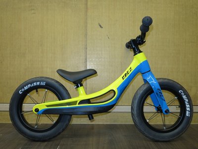 【冠鑫自行車】KREX 兒童/寶寶 12吋 平衡車 滑步車 輕量化 鋁鎂合金車架 鋁合金輪圈 充氣胎 培林輪組 藍黃色