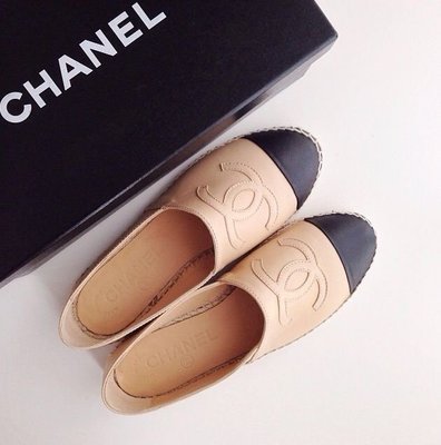 Chanel 小香鉛筆鞋 G29762 New Espadrilles 小羊皮 CC 休閒鞋 駝/黑