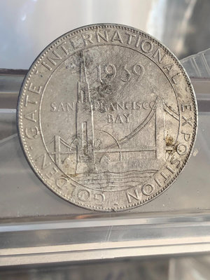 1939年舊金山博覽會金門大橋紀念章，直徑32.1mm左右