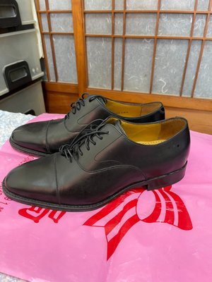 「 二手鞋 」 COLE HAAN 男版皮鞋 8.5號（黑）鐵5