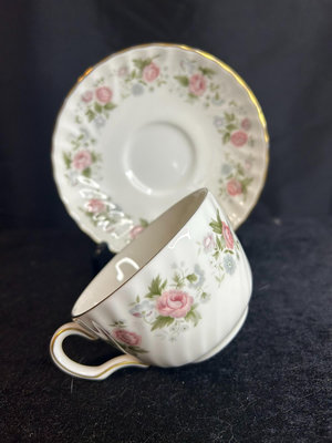 英國Minton明頓春之花束骨瓷描金咖啡杯 紅茶杯