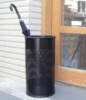 RILI~S-辦公/居家用品-黑色烤漆鐵製長型圓桶雨傘筒/傘桶/傘架~