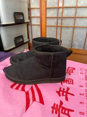 「 二手鞋 」 Vans 女版雪靴 US6號（黑）116