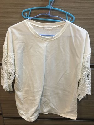 全新 韓 長版造型上衣 蕾絲 袖 白色 上班族 棉質 出清