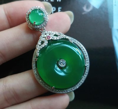 帝王綠玉瓍~ 珠寶設計925銀項鍊~附證書