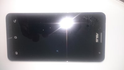 (免運)ASUS Zenfone 5 不開機,可能主板壞,沒有螢幕當零件機賣