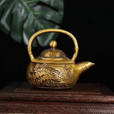 現貨熱銷-【紀念幣】銅茶壺古玩收藏 仿古銅壺酒壺龍飛鳳舞 仿竹編型小銅壺品相好