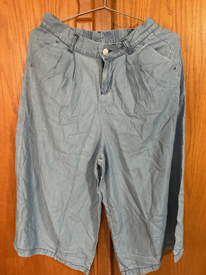 韓製Keiminia淺藍色薄布料寬版休閒七分褲