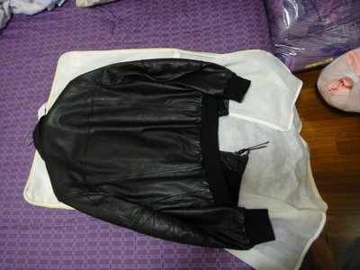 重機騎士最愛 近全新真品BALLY騎士風黑色皮衣夾克, SIZE 50