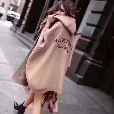 Burberry 40206861 Wool Cashmere Blend Hooded Poncho 斗篷披肩駝