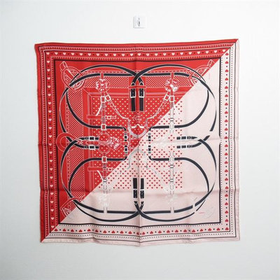 HERMES 愛馬仕 Carre 70 絲巾 紅色 彩色 絲綢 日本現貨 包郵包稅 9.5成新【BRAND OFF】