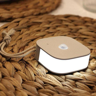 HBK充電式智能人體感應燈智能吸壁掛 LED床頭USB人體感應燈