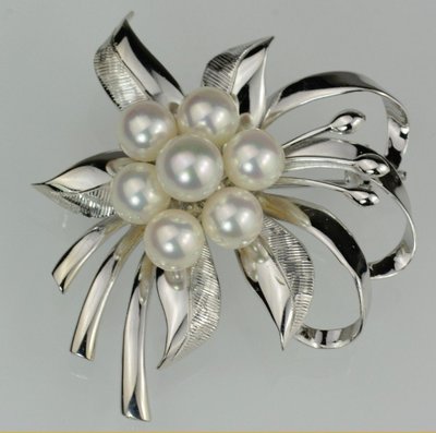 【芬芳時尚】日本購回正品純銀7顆6.5MM AKOYA珍珠胸針別針胸花墜子 特價