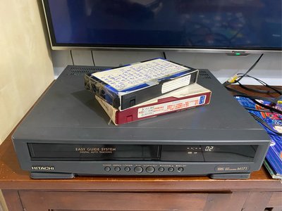 Hitach VHS錄放影機，功能正常，