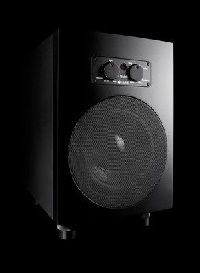 音響世界:德國ADAM Sub8 160瓦專業錄音室級超低音喇叭(贈兩對XLR平衡線材) -售完補貨中