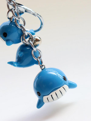 可愛海豚鑰匙扣白鯨藍鯨鑰匙圈非主流背包掛飾可愛小白魚書包掛件