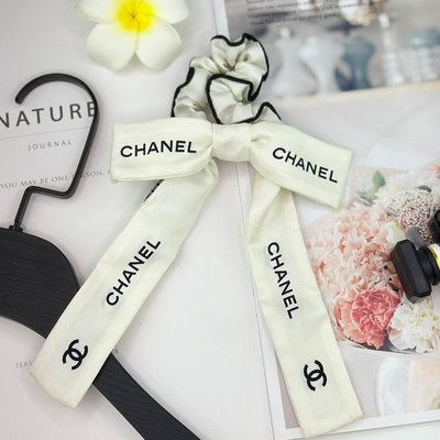 【翰貝格名牌館】全新真品 Chanel 23P 爆款 白色 經典 配色 黑色 木耳邊 蝴蝶結 髮圈 AA8926 現貨