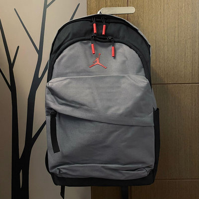 現貨 Nike Jordan Air Patrol 運動休閒上課學生後背包 電腦包 黑灰 9A0172
