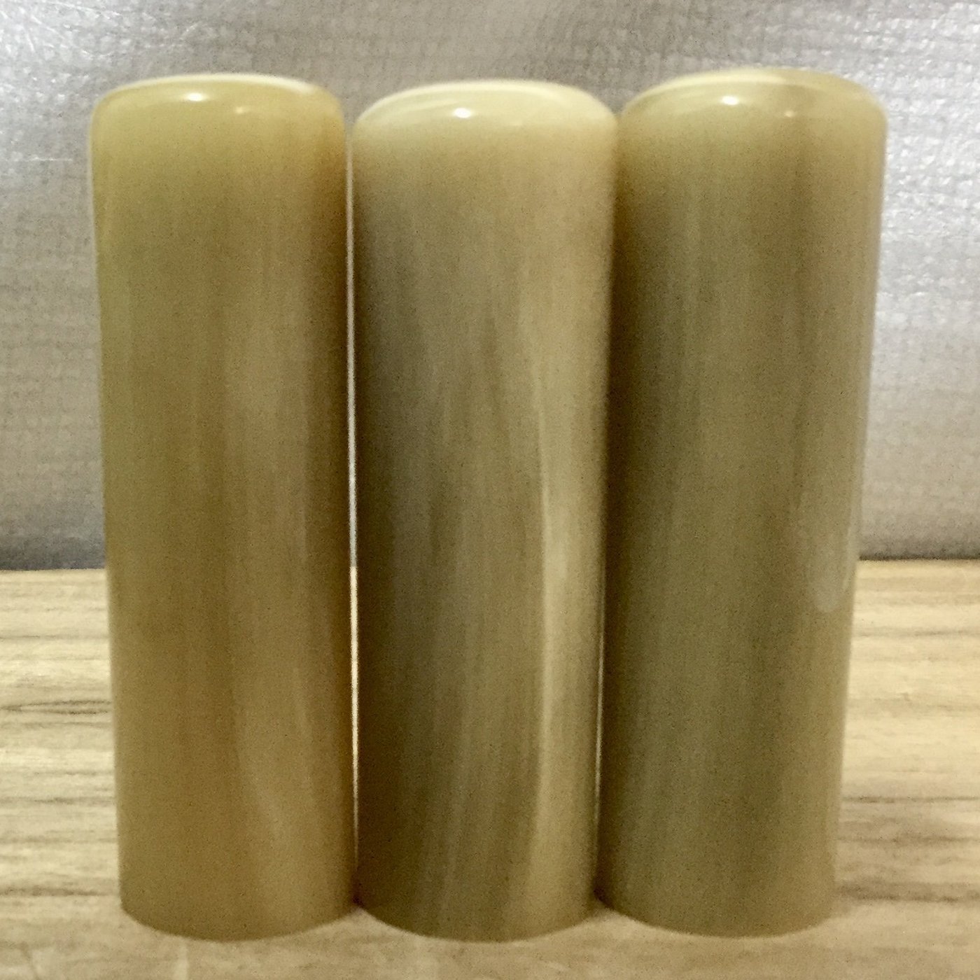 日本製荷蘭水牛角印章白水牛角印材（6分） 18mm X 60mm 3件一組未使用 