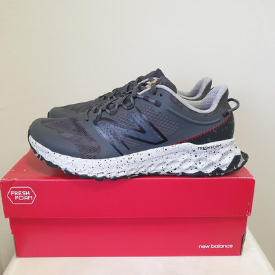 （9.5新）NEW BALANCE MTGAROLG 10號 28cm（附原廠鞋盒）