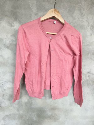 Uniqlo粉紅針織外套