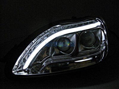 ~~ADT.車燈.車材~~BENZ W220 S320 DRL 導光條日行燈+LED方向燈燈眉雙魚眼大燈一組