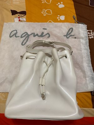 Agnes b.水桶包 白色