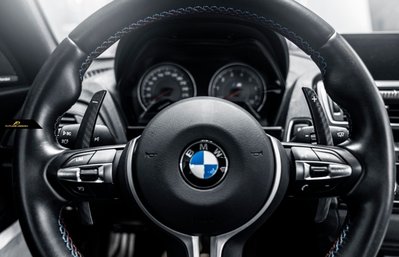 【政銓企業有限公司】BMW F26 X4 消光卡夢 方向盤 換檔 快撥 撥片 免費安裝