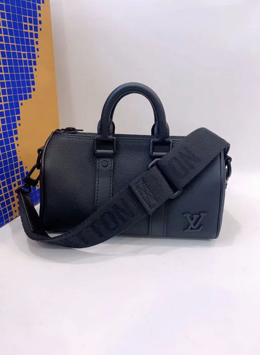 M80950 Louis Vuitton Aerogra Keepall XS