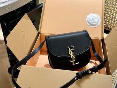 【二手】  折疊禮盒 “Saint Laurent  ysl sl kaia 小豬包”