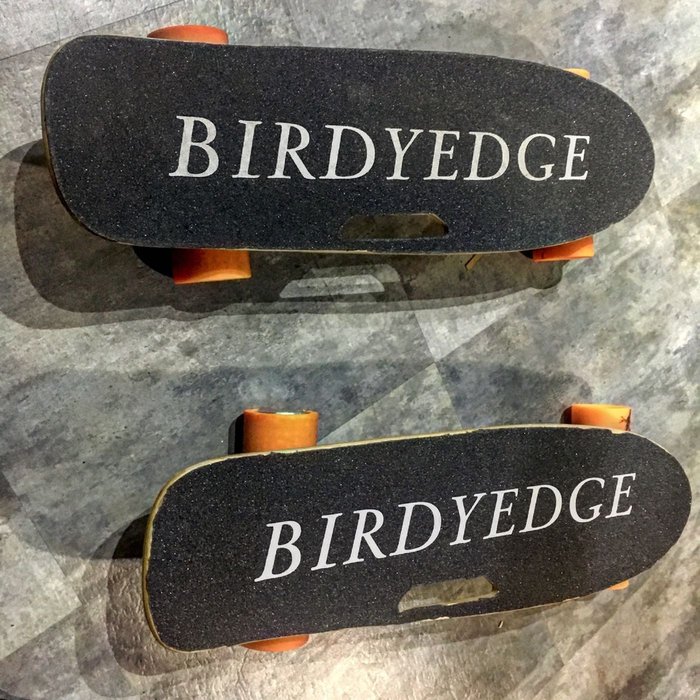 BIRDYEDGE 設計 美國電動滑板 電動車 滑板 四輪車 木製 滑板 滑板車 代步車 車　台灣品牌